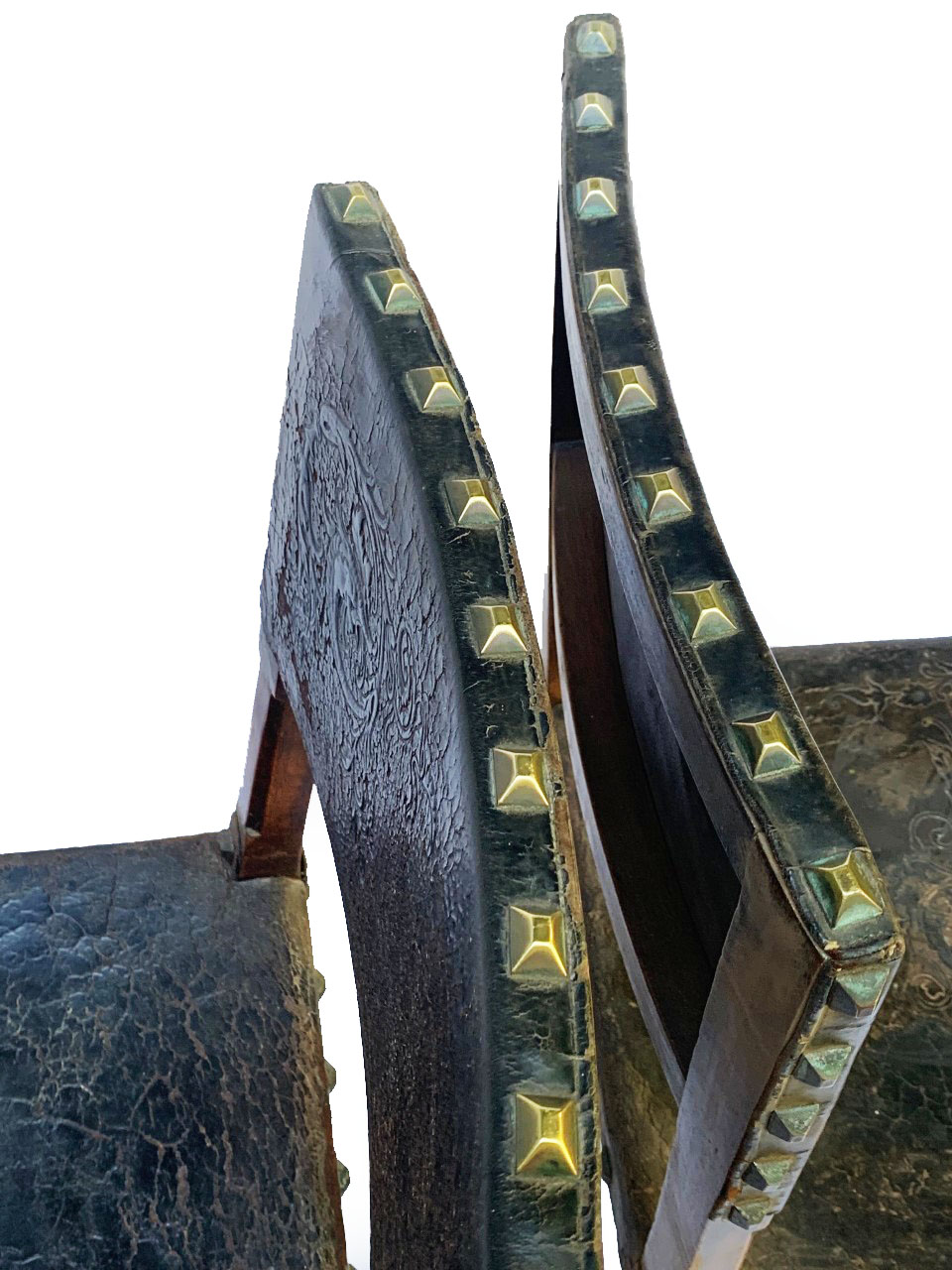 par cadeiras pequenas couro