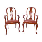 Par de Cadeiras / Estilo Queen Anne / Inglaterra / Anos 50